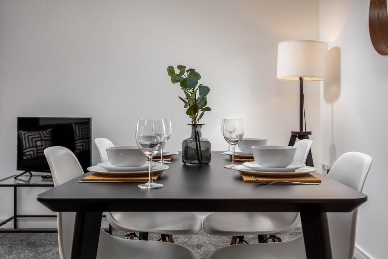 Walker Suite No73 - Donnini Apartments Kilmarnock Eksteriør bilde